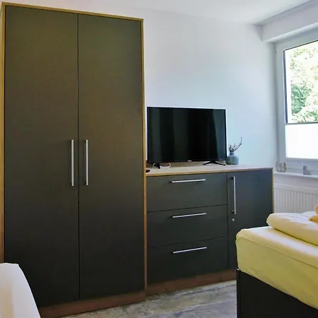 公寓 Komfort-fewo Schoener Platz Am Rathaus *