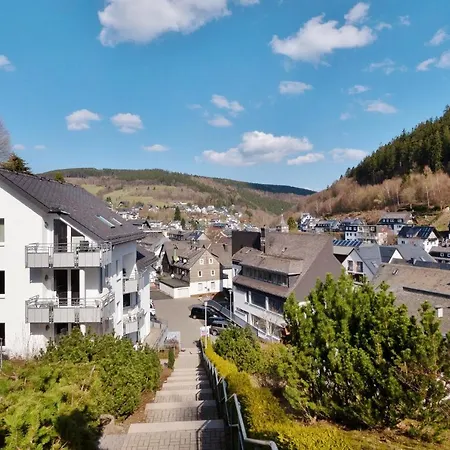 Komfort-fewo Schoener Platz Am Rathaus